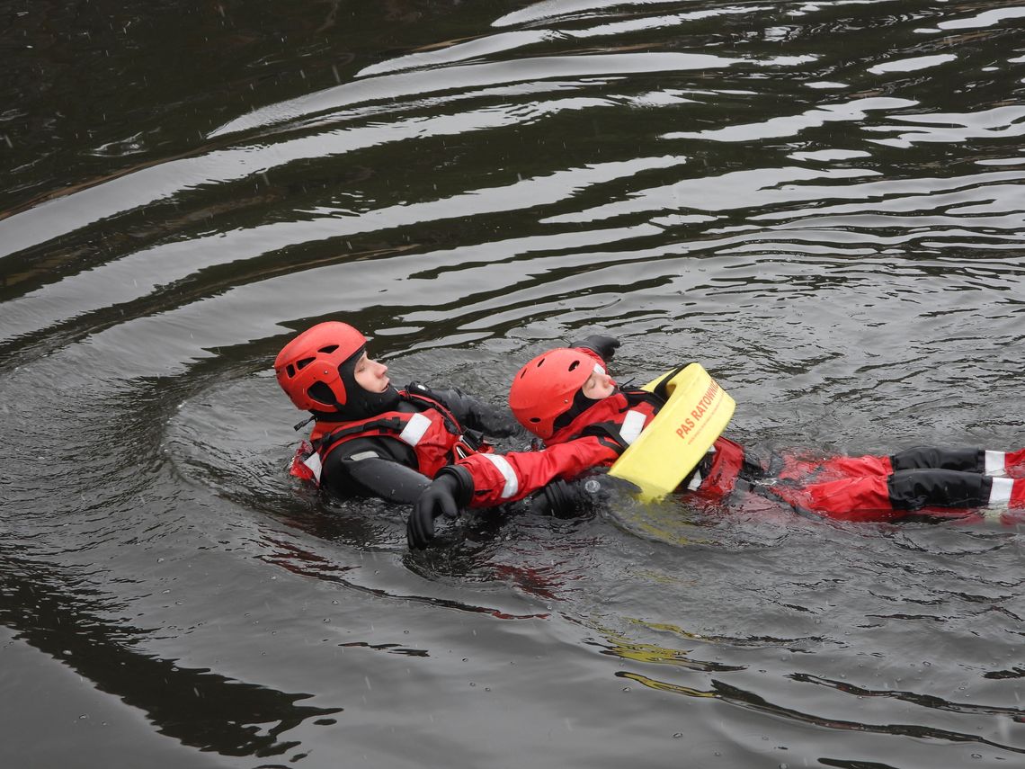 Straż pożarna i policja prowadziły ćwiczenia pod hasłem "Bezpieczne ferie"