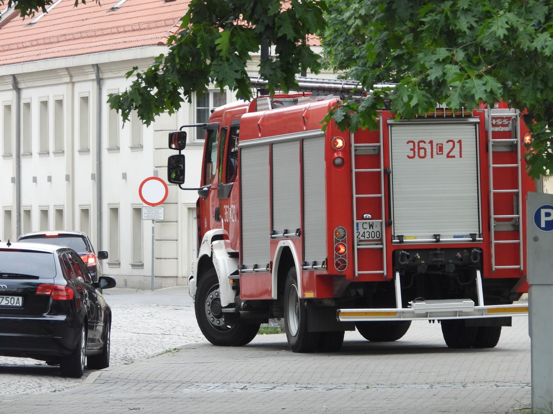 Strażacy wyważyli drzwi w mieszkaniu przy ul. Słowackiego. Co się wydarzyło?