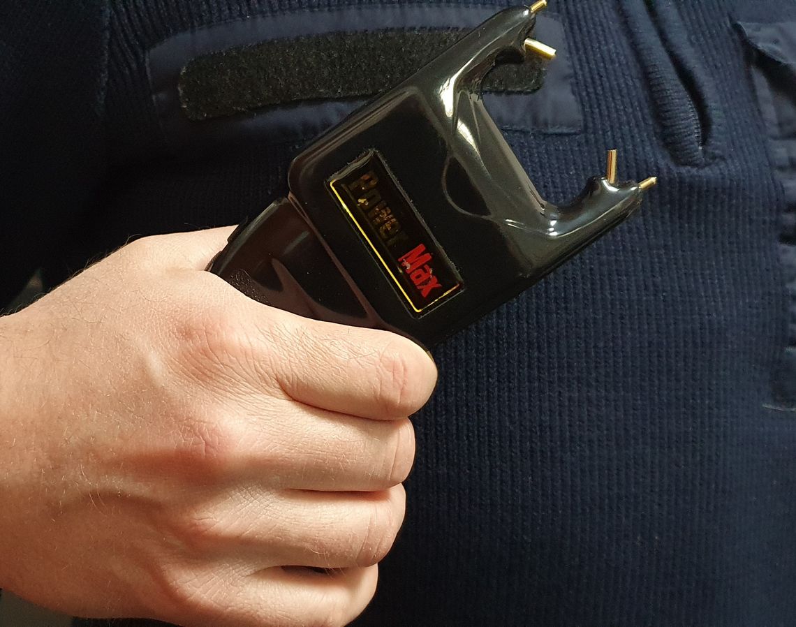 Strażnicy miejscy będą mieli kamery i paralizatory Strażnicy miejscy będą mieli kamery i paralizatory