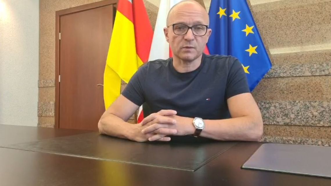 Strażnik miejski i dwóch pracowników Browaru B. wróciło z urlopu z koronawirusem. Przebywają w izolatorium