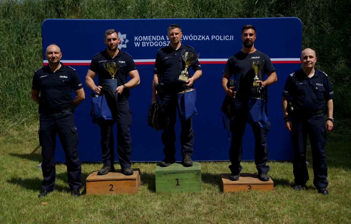 Sukces policjanta z Włocławka na zawodach strzeleckich