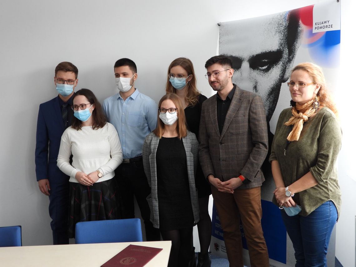 Szpital podpisał umowy ze studentami medycyny. Co to oznacza dla pacjentów? 