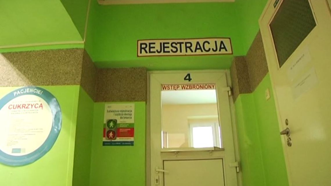 "To co dzieje się w przychodniach MZOZ to jakiś cyrk!", "Nie odbierają telefonów", pacjentów obsłużyła osoba sprzątająca... "To co dzieje się w przychodniach MZOZ to jakiś cyrk!", "Nie odbierają telefonów", pacjentów obsłużyła osoba sprzątająca...