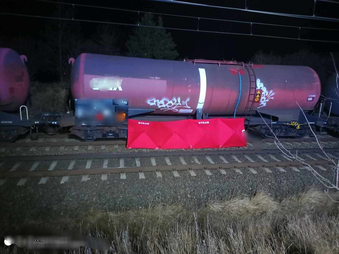 Tragedia w regionie. Pociąg towarowy śmiertelnie potrącił mężczyznę