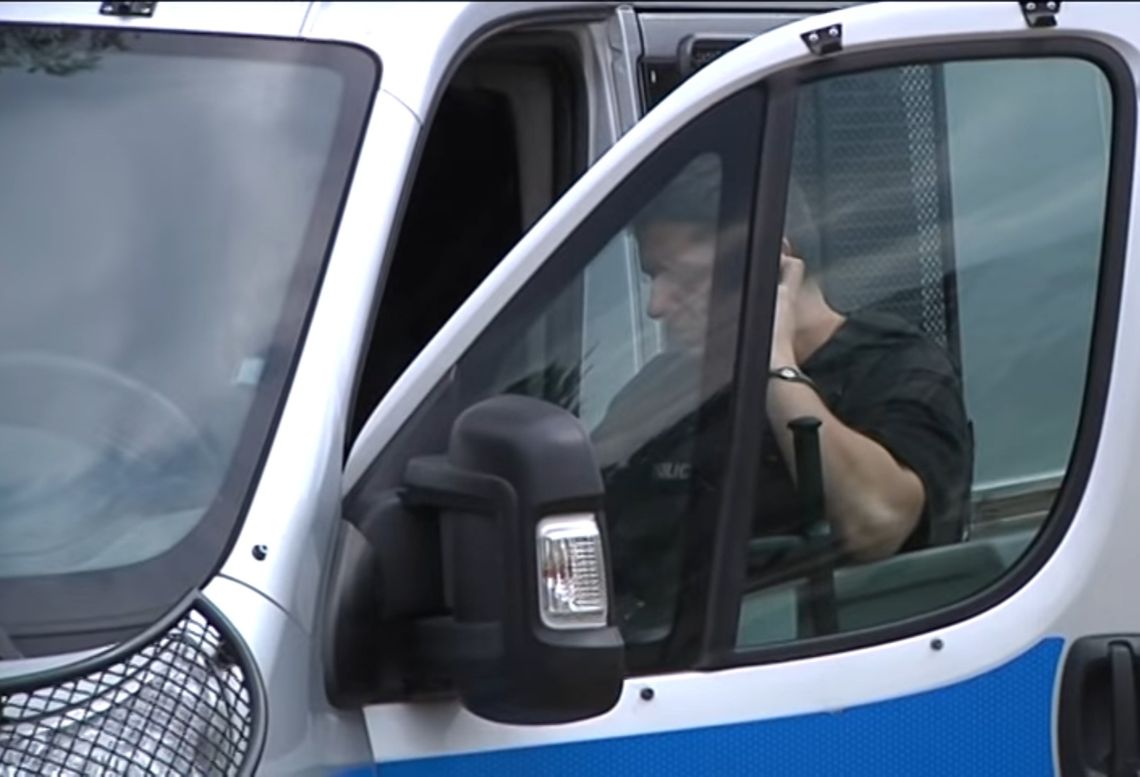 Tragedia w zakładzie produkcyjnym. Nie żyje 58-latek wciągnięty w pas transmisyjny 