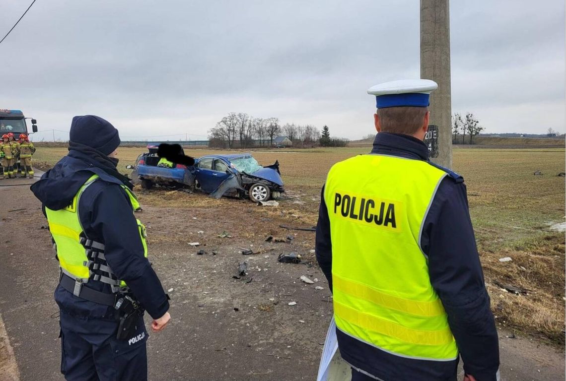 Tragiczny wypadek w Szewie. Nie żyje 19-nastoletni kierowca
