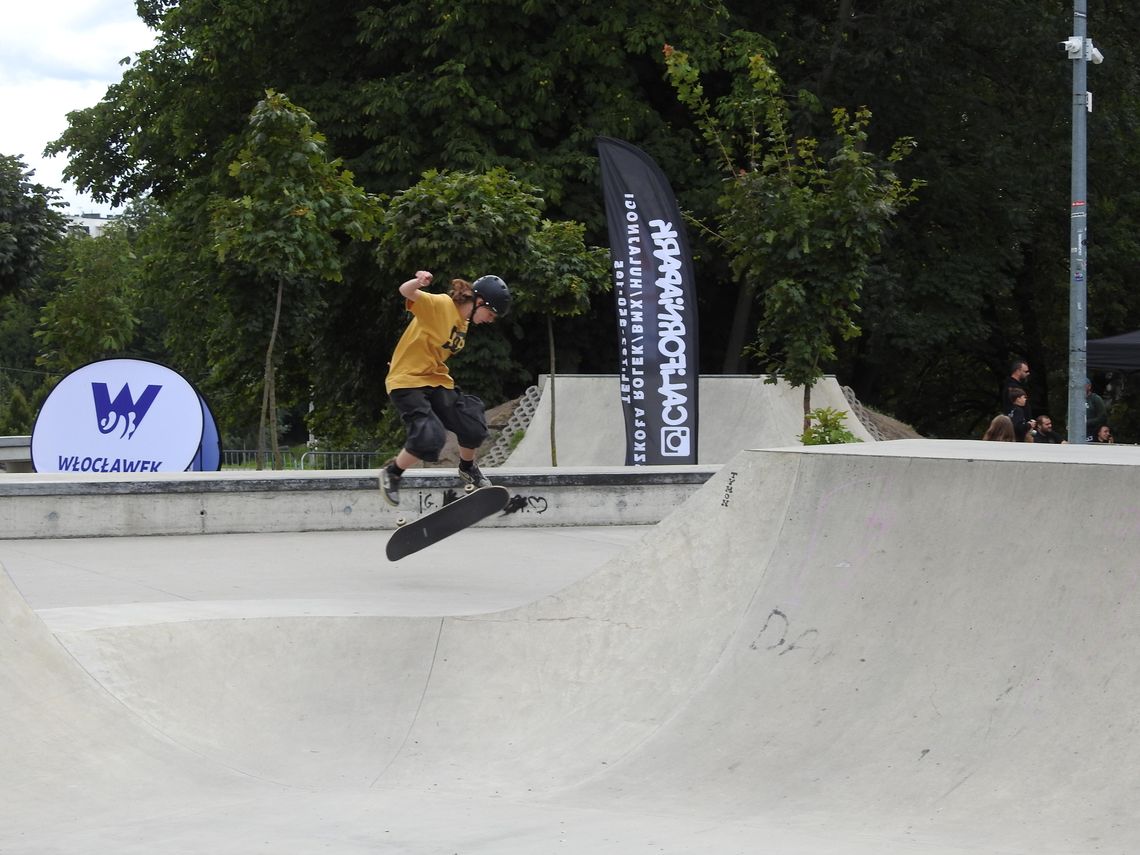 Adrenalina i sportowe emocje w Skateparku – trwają zawody BMX/Skate Contest