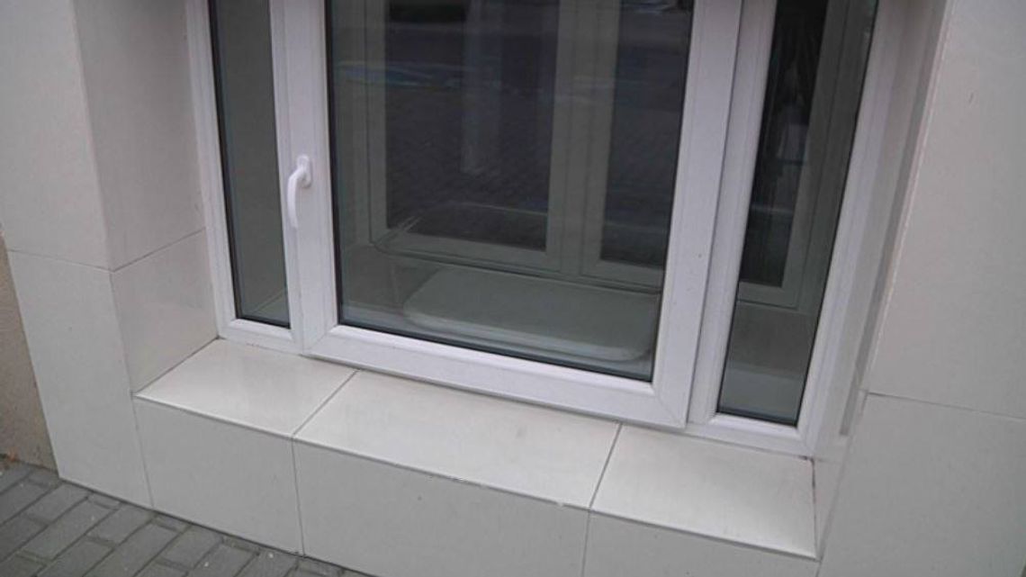 Trzecie dziecko pozostawione w Oknie Życia od jego powstania.Dziecko było bardzo pogodne i spokojne