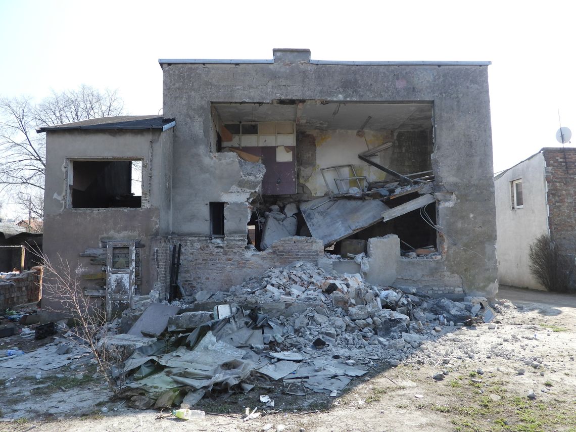 "Tylko czekać na tragedię prędzej czy później" - włocławianin o budynku przy ul. Krótkiej