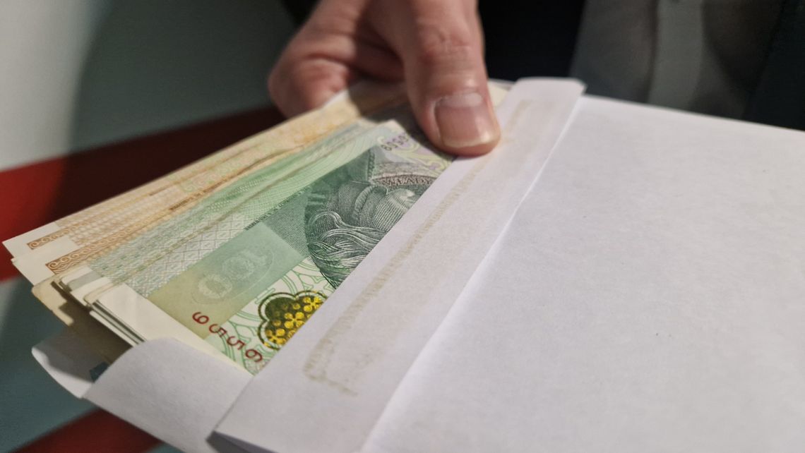 Tylko u nas: Takie nagrody dostali urzędnicy w UM. Były nieprawidłowości przy ich przyznawaniu, wykazała to kontrola Tylko u nas: Takie nagrody dostali urzędnicy w UM. Były nieprawidłowości przy ich przyznawaniu, wykazała to kontrola