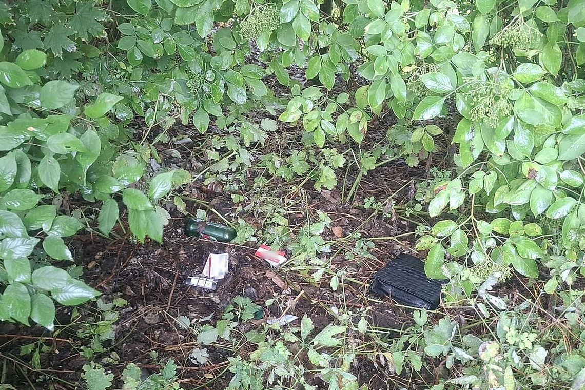 Ukradł torebkę z niezamkniętego auta. Gdy wytrzeźwiał...