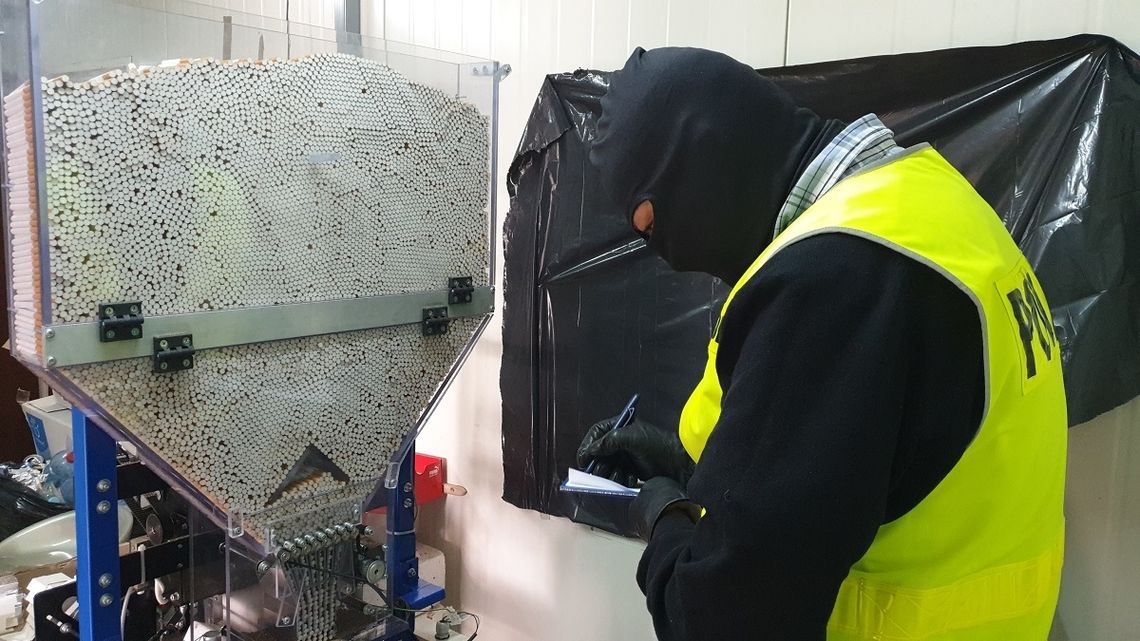 W centrum Włocławka rozkręcili intratny biznes... Policja zatrzymała 34 i 36-latka