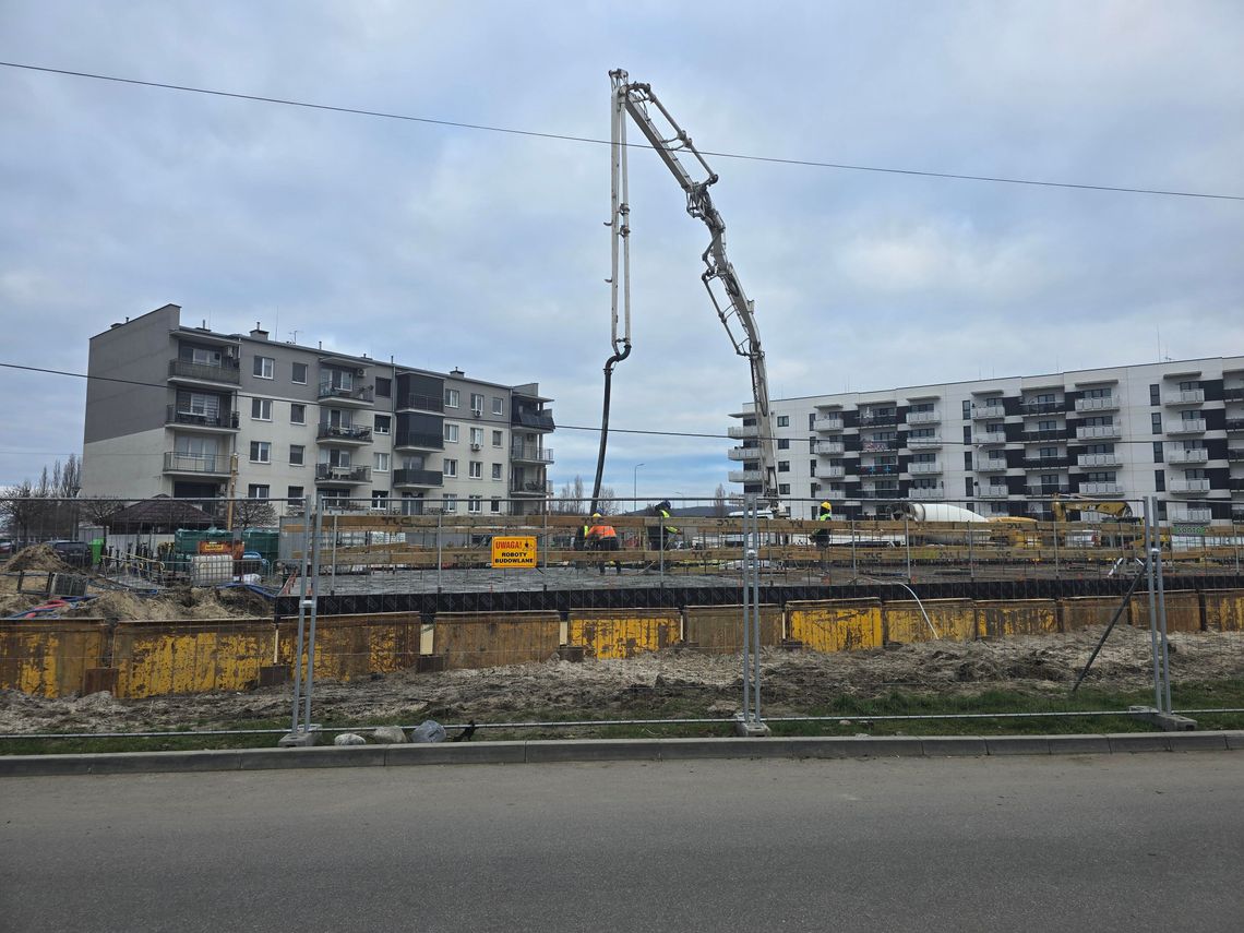 W czerwcu przy Celulozowej ma zostać oddany kolejny 7 blok