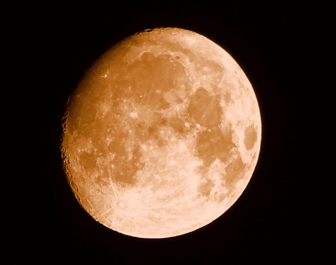 We wtorek 7 kwietnia największa i najjaśniejsza w tym roku pełnia:"Różowego Księżyca"