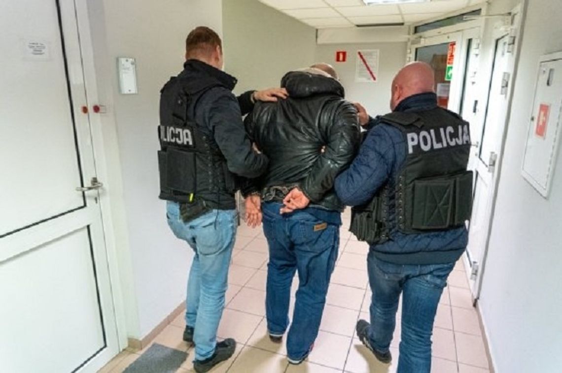 Włocławianin kradł w Inowrocławiu końcówki zamienne szczoteczek do zębów... Odpowie za kradzież w warunkach recydywy Włocławianin kradł w Inowrocławiu końcówki zamienne szczoteczek do zębów... Odpowie za kradzież w warunkach recydywy