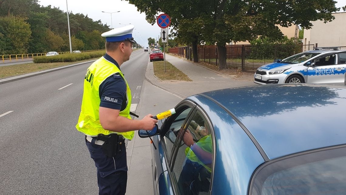 Włocławska drogówka przeprowadziła akcję na drogach miasta i powiatu: 104 wykroczenia drogowe