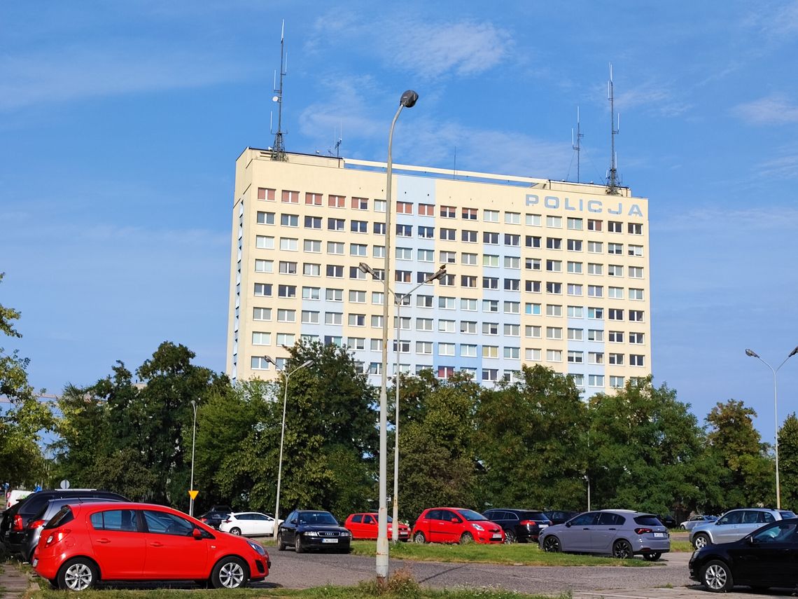 Włocławska komenda zachęca do wstąpienia w szeregi policji