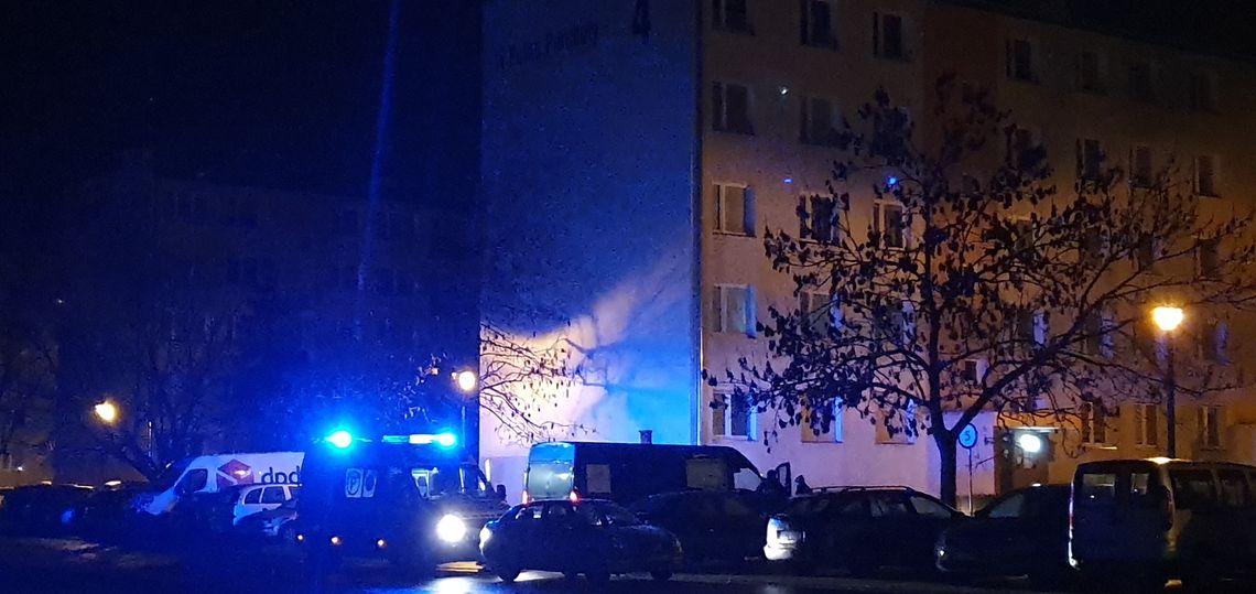 Wracał z kolegami z pracy... Tajemniczy zgon 45-latka przy ul. 14 Pułku Piechoty