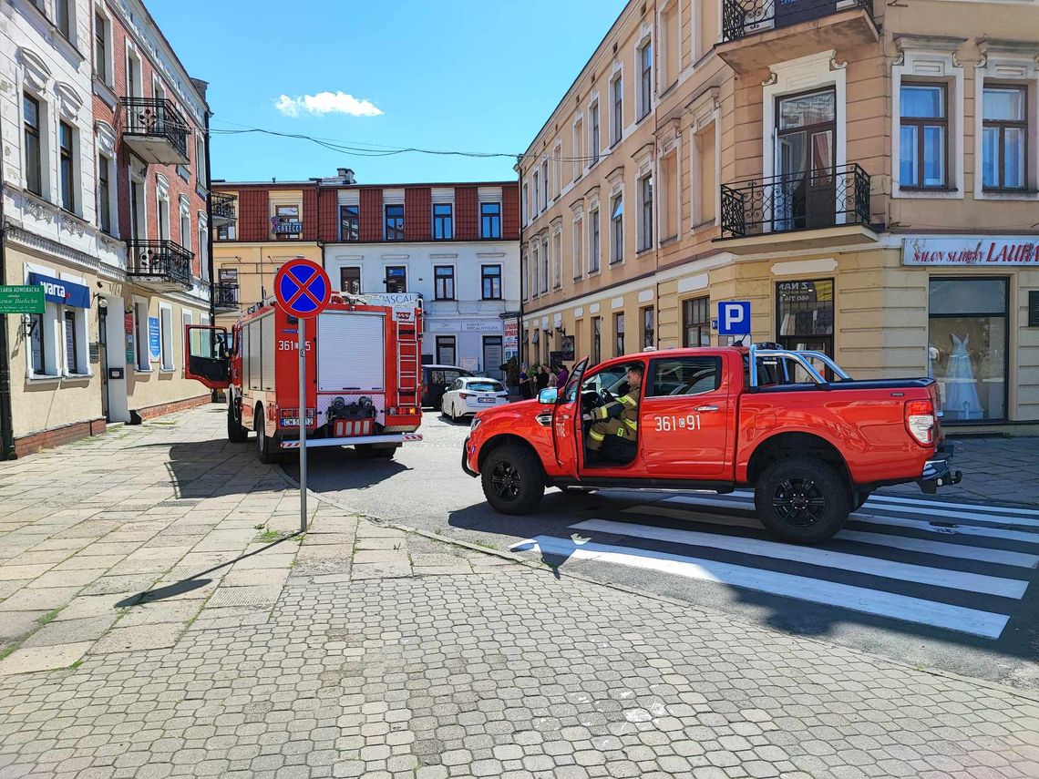Wyciek gazu w restauracji na os. Śródmieście. Pięć osób ewakuowanych straż pożarna