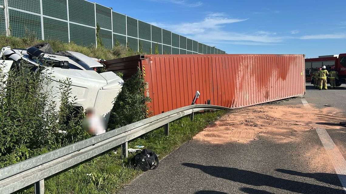 Wypadek na A1 w Czerniewicach. Droga w kierunku Gdańska zablokowana