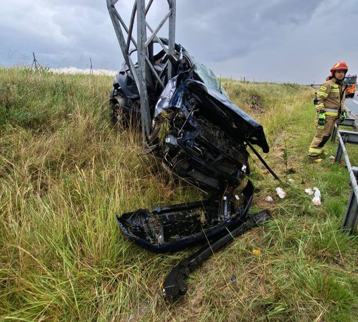 Wypadek na autostradzie A1. Jedna osoba w szpitalu