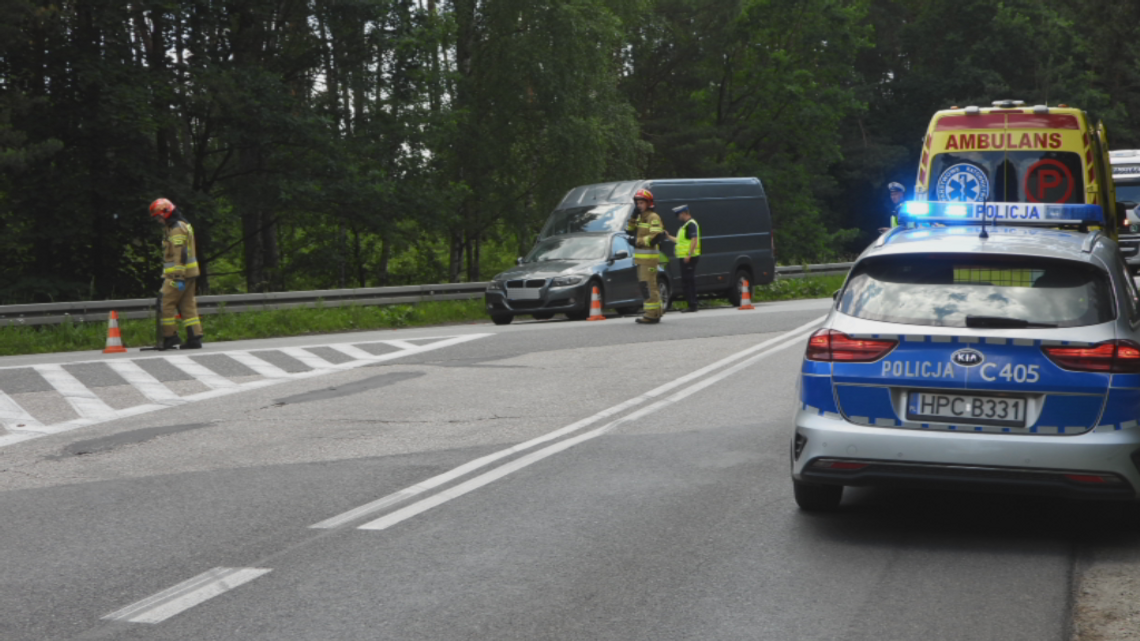 Wypadek na skrzyżowaniu DK 62 i ul. Wiejskiej. Dziecko przewieziono do szpitala