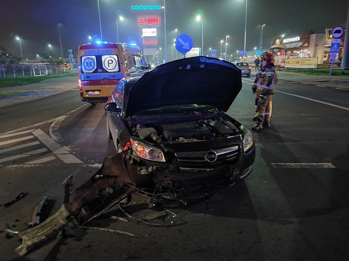 Wypadek na ul. Kapitulnej. W jednym z aut podróżowało dziecko