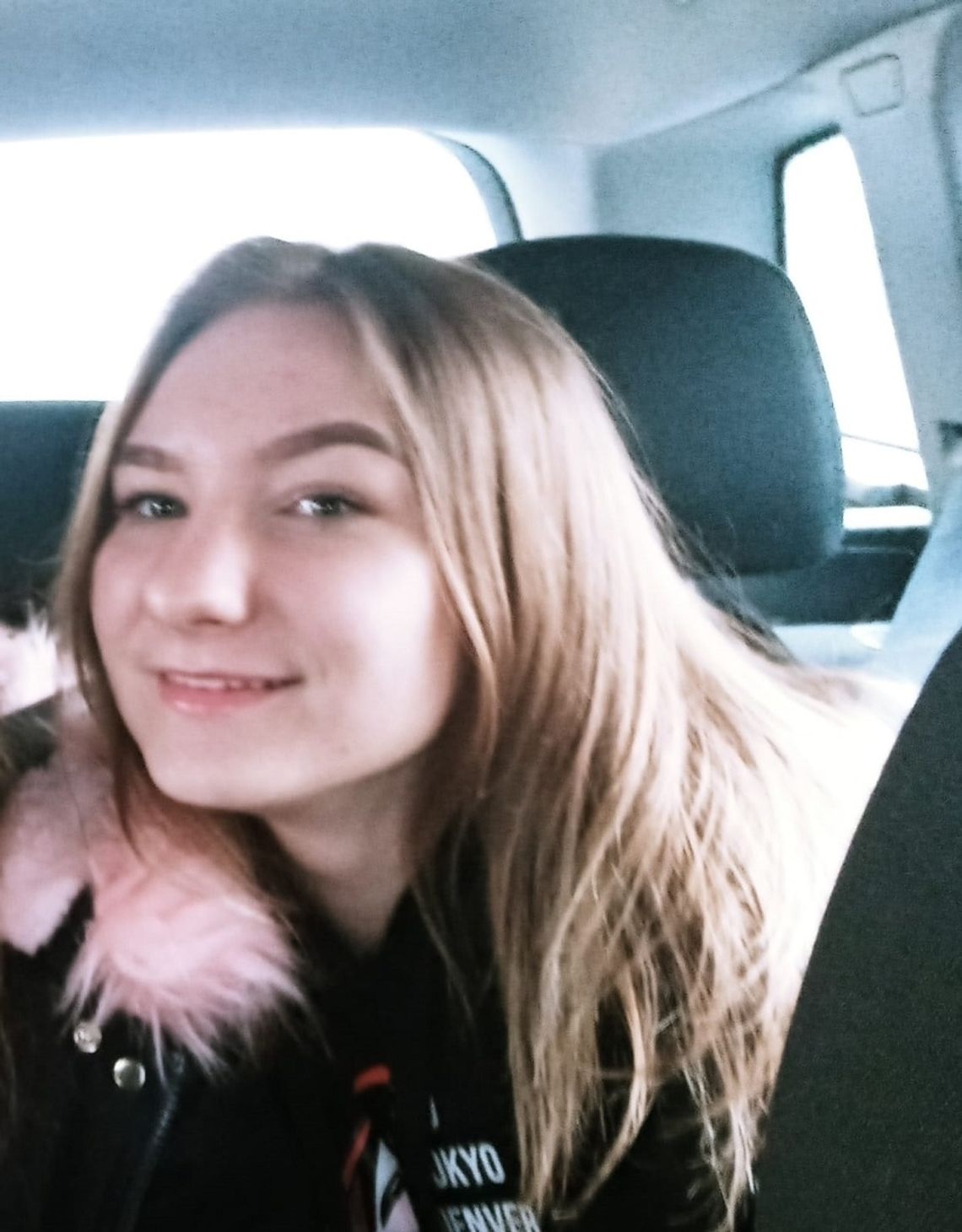 Zaginęła 15-letnia Zuzanna Smolińska. Policja z Nakła prosi o kontakt osoby, które mogą mieć wiedzę na temat miejsca przebywania nastolatki