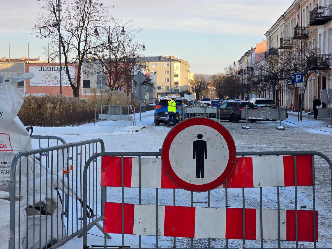 Zamknięte skrzyżowanie ul. Bojańczyka i ul. Szczęśliwej we Włocławku