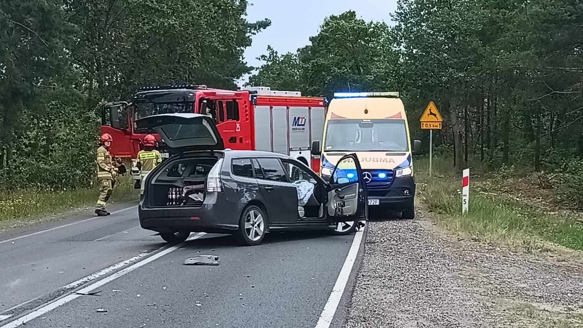 Zderzenie 3 pojazdów w Wistce Królewskiej