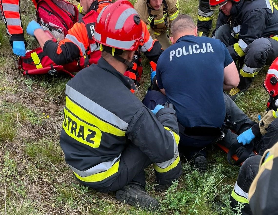 Zderzenie 4 pojazdów na S10. Pomocy udzielali policjanci z Włocławka, jadący na egzamin