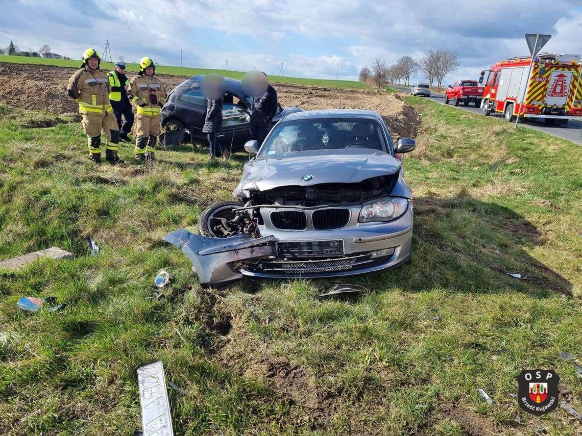 Zderzenie dwóch pojazdów w Polówce. Zawiniła kierująca BMW