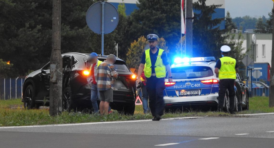 Zderzenie pojazdów na al. Kazimierza Wielkiego