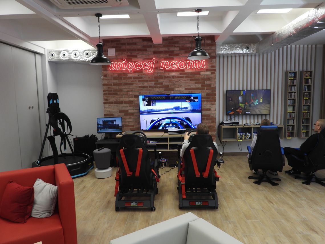 Zmodernizowana biblioteka już otwarta. Jak wygląda i co się zmieniło?