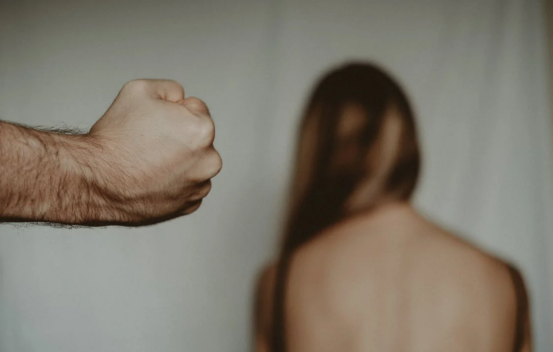 Zmuszali do prostytucji niepełnosprawną intelektualnie kobietę, także na terenie Włocławka. Jest akt oskarżenia o handel ludźmi wobec pięciu osób