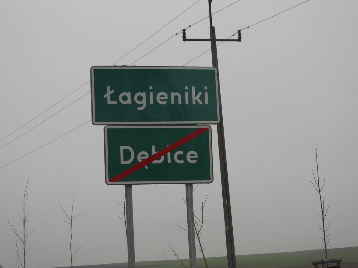 Znaki drogowe z literówkami na nowo wybudowanym odcinku drogi wojewódzkiej...