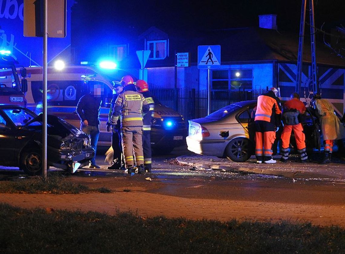 Znów wypadek na skrzyżowaniu ulic Leśnej z Ptasią. Jedna osoba w szpitalu 