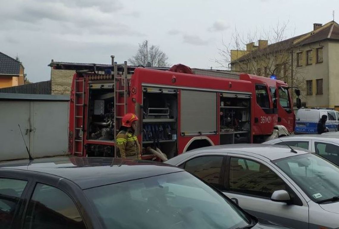 Zwłoki mężczyzny w mieszkaniu przy ul.  Toruńskiej. Widoczne były plamy opadowe