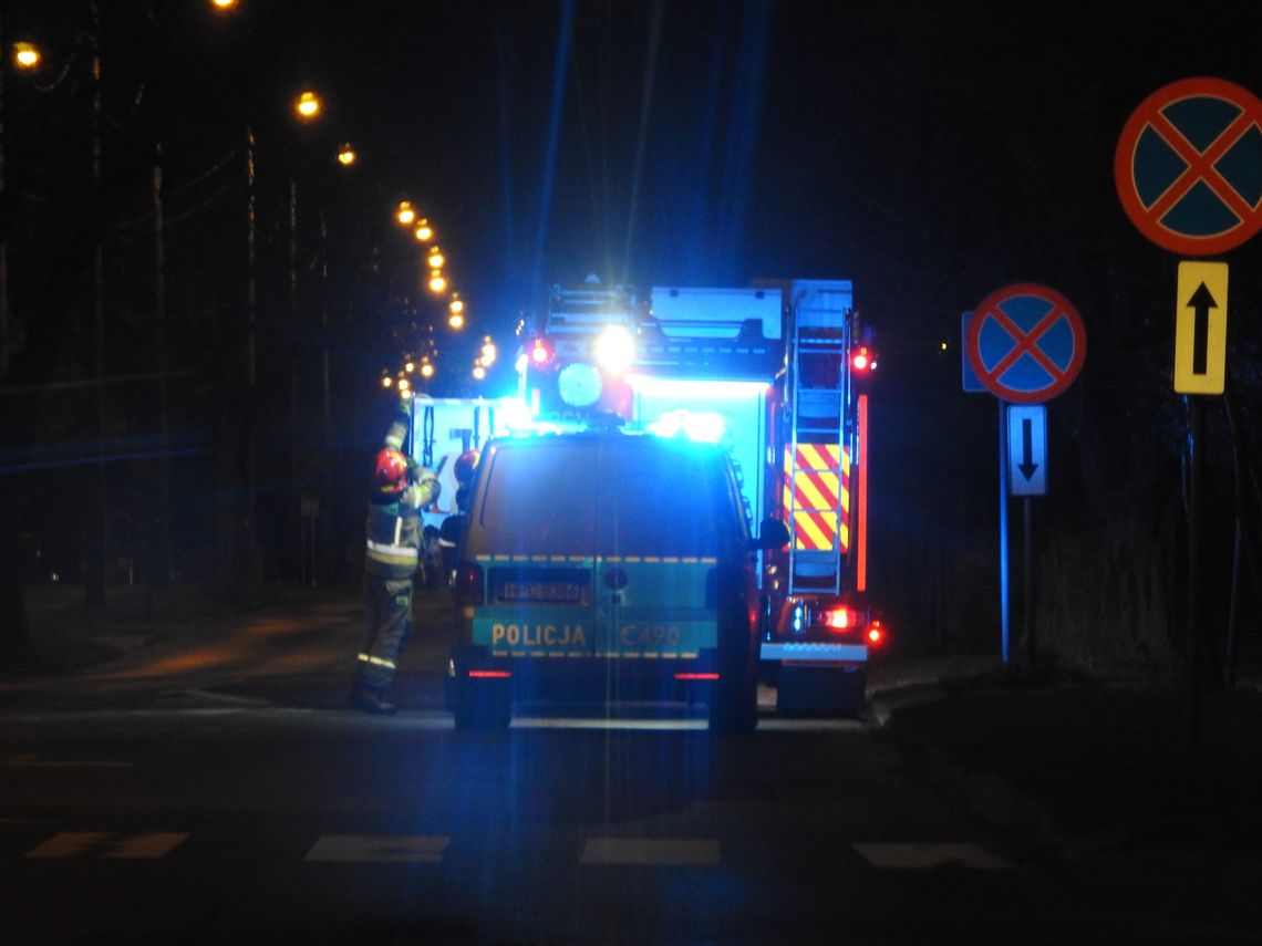 Zwłoki w stanie rozkładu w jednym z domów przy ul. Wiejskiej