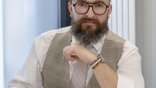 dr n. med. Marcin Milczarek, ortopeda - zabiegi pod usg, płynne protezy, hydrodyssekcja, operacje be
