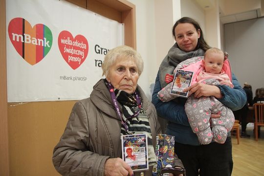 Najstarsza i najmłodsza wolontariuszka włocławskiego WOŚP