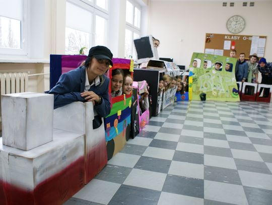 lasa 4f wraz z wychowawcą p. Joanną Świeczkowską, Szkoła Podstawowa nr 2 im. Polskich Olimpijczyków. 