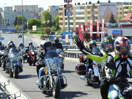 Parada motocykli ulicami Włocławka