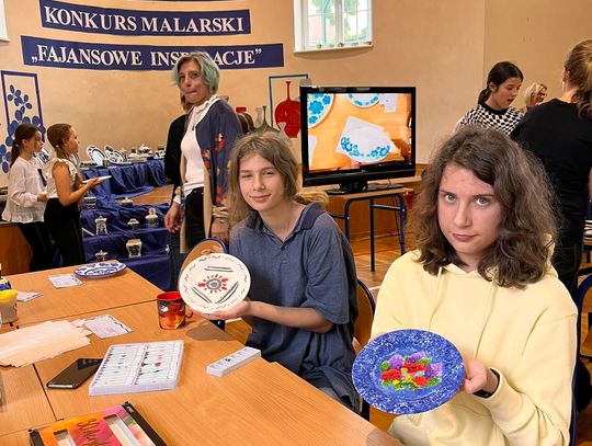 III Międzyszkolny Konkurs Malarski "Fajansowe Inspiracje"