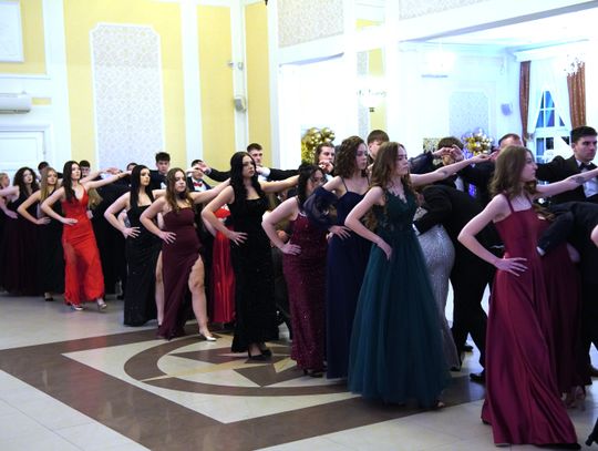 Studniówka maturzystów Zespołu Szkół w Kowalu Studniówka maturzystów Zespołu Szkół w Kowalu